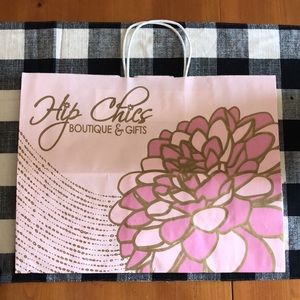 Hip Chics Boutique & Gifts